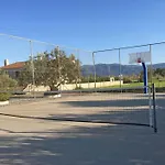 Houdis Parálion Ástros