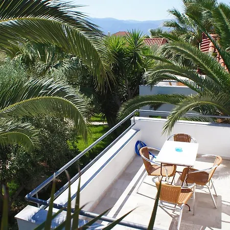 Houdis Dom wakacyjny *