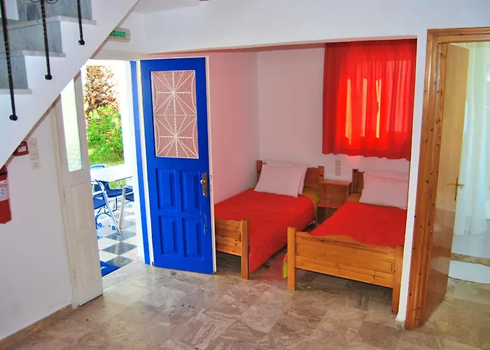 Houdis * Parálion Ástros